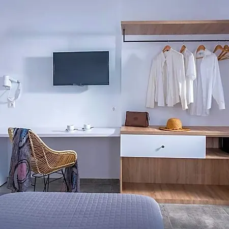 Diktynna Aparthotel 4*