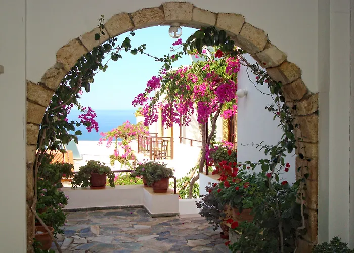 Aparthotel Diktynna 4*